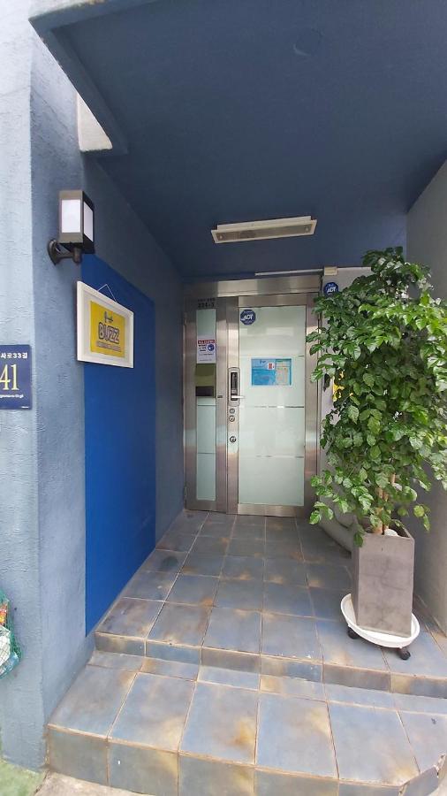 Buzz Guesthouse Hostel Seoul Exterior foto